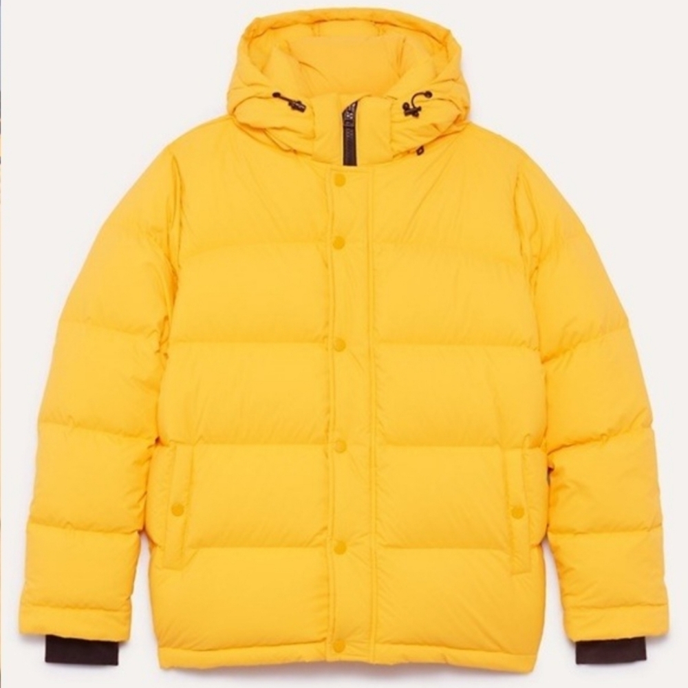 XS Aritzia Super Puff